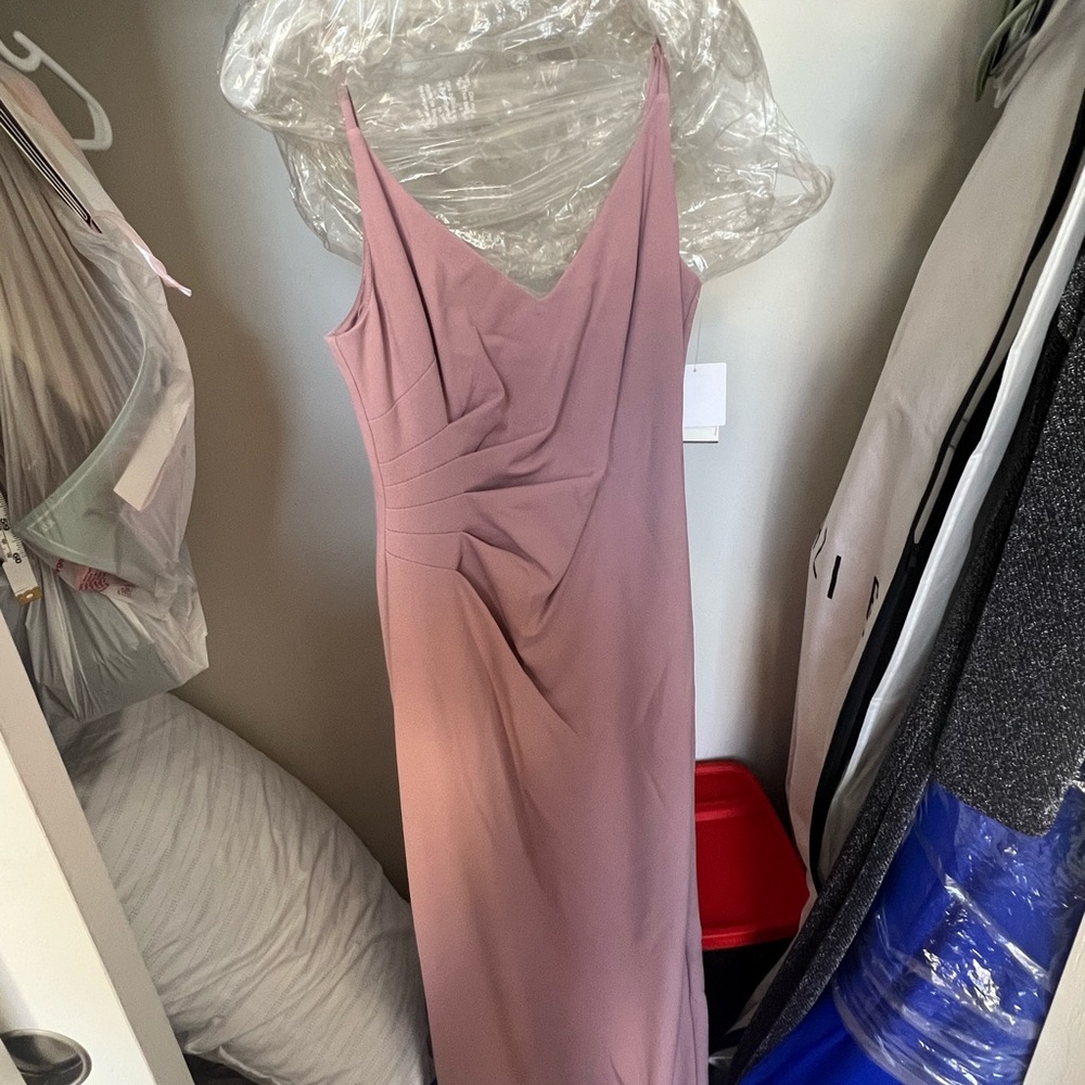 Elegant Pink Sleeveless Dress